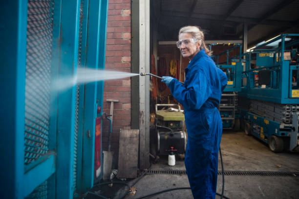 Why Choose Our Certified Pressure Washing Experts for Your Project Needs in Brooklyn Heights, OH?